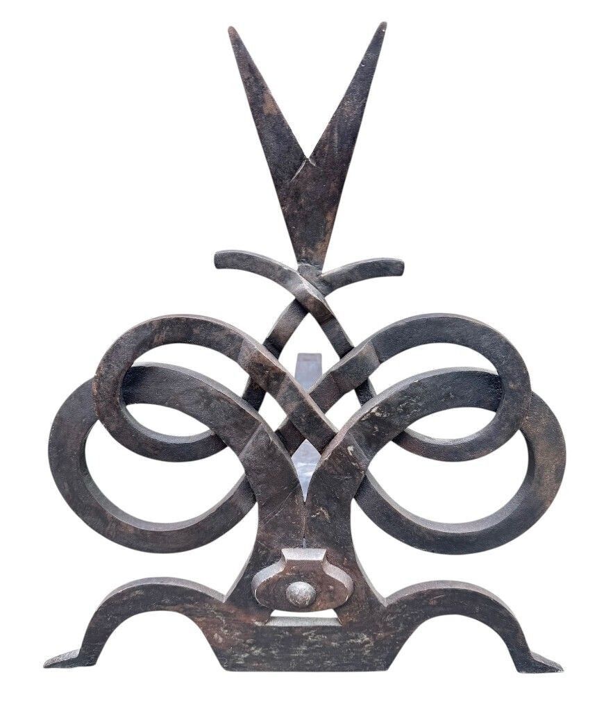 photo vintage A Pair Of French Hand Forged Wrought Iron Fire Dogs In The Style Of Gilbert Poillerat