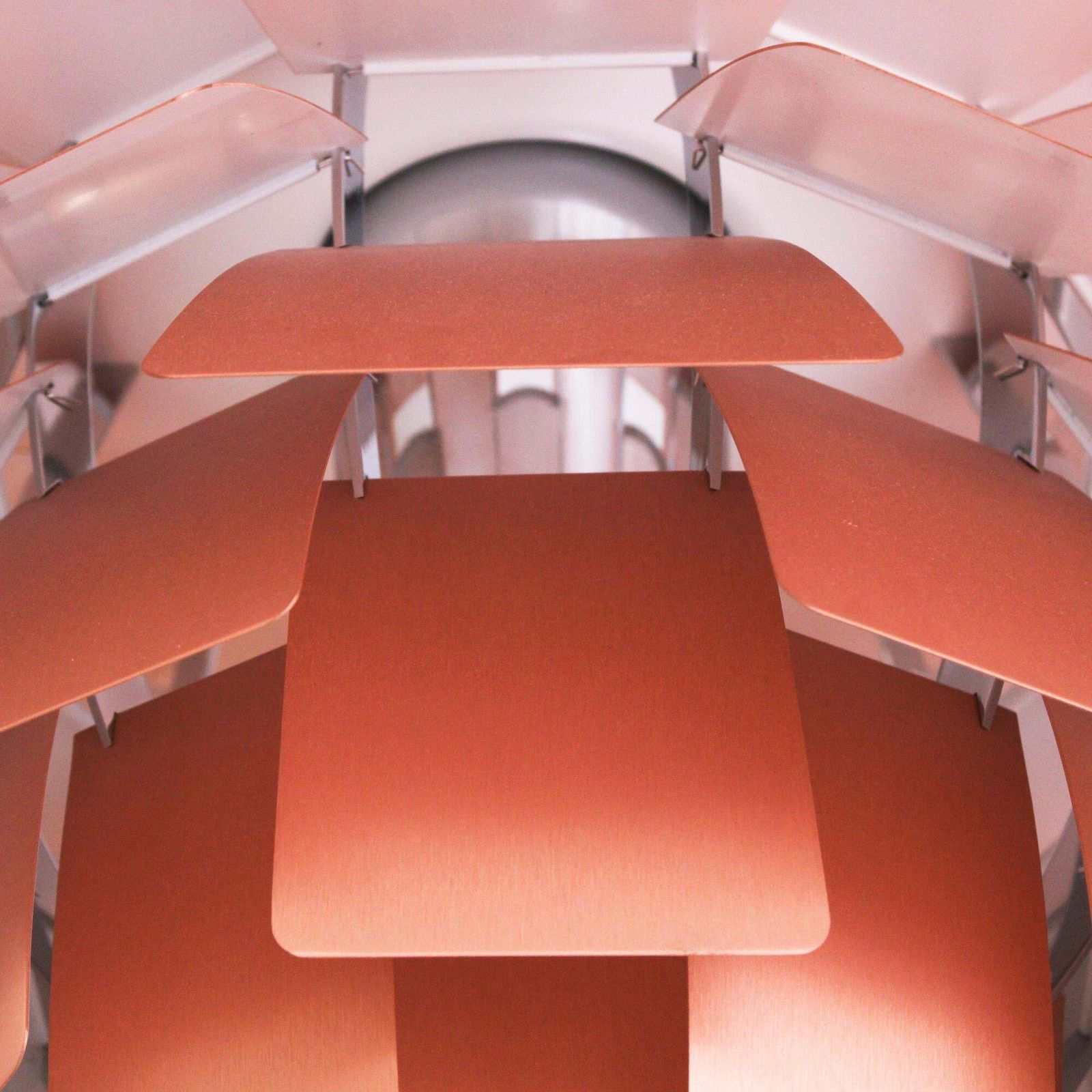 Poul Henningsen Ph Artichoke Lamp For Louis Poulsen Brushed Copper ø60, 1980s photo vinterior
