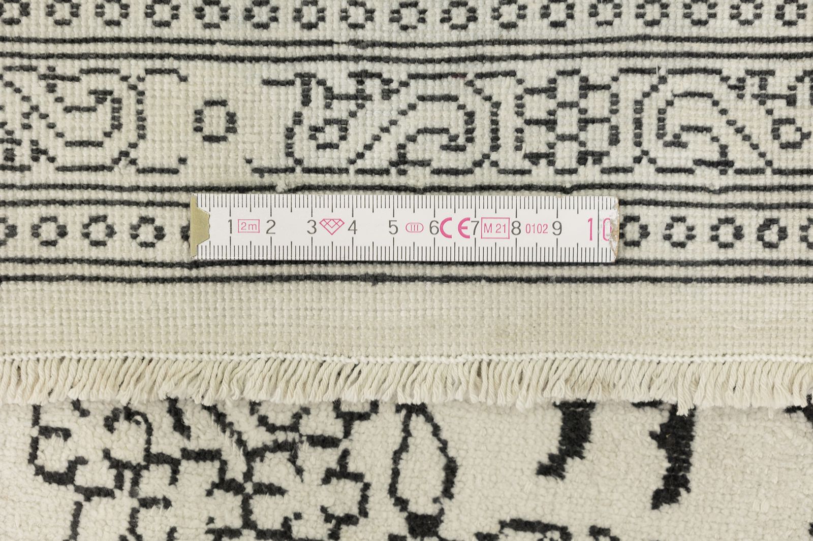 Vintage Silk Cashmere photo vinterior