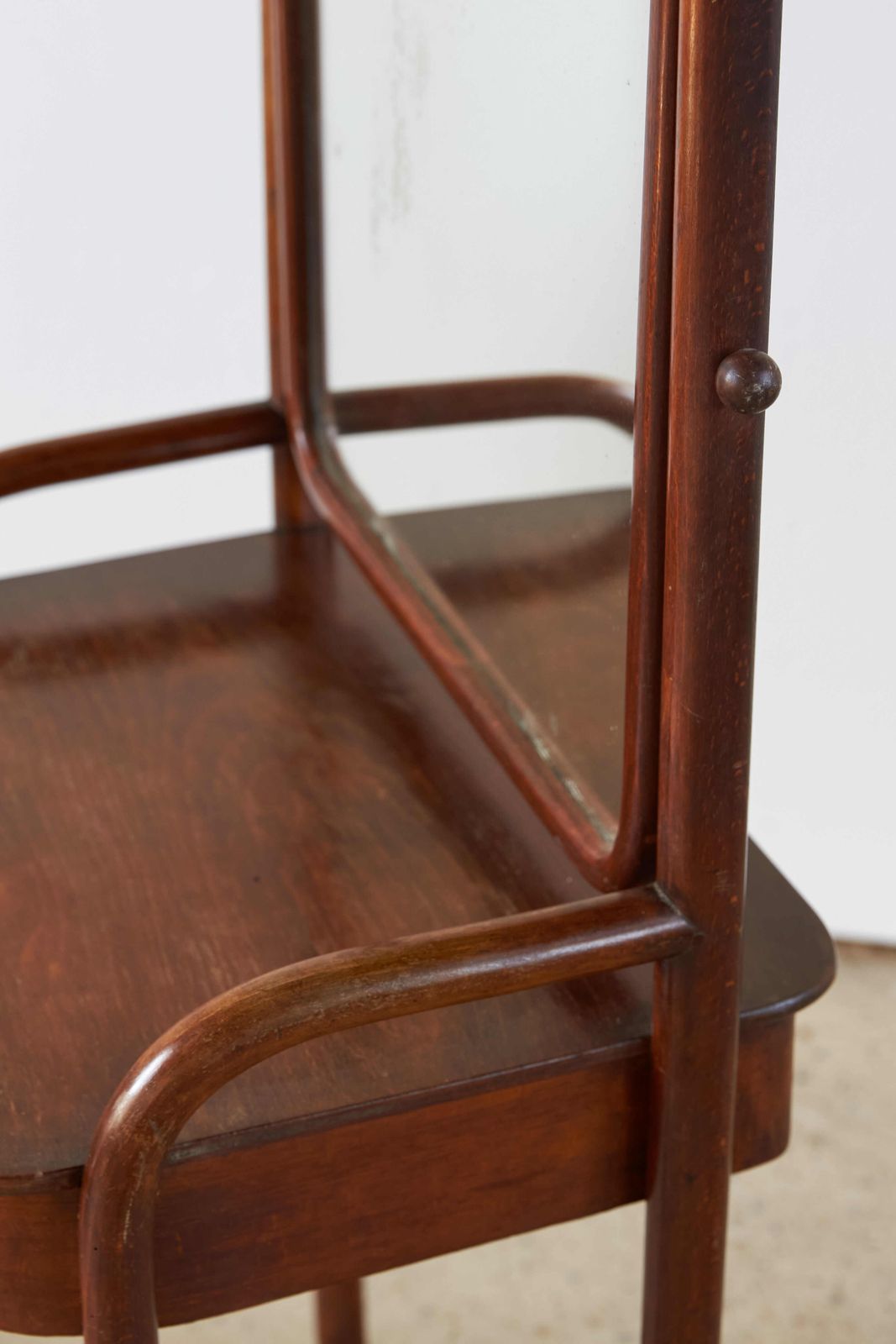 3420.0 Bentwood Dressing Table By Josef Hoffmann, Austria C1900 photo