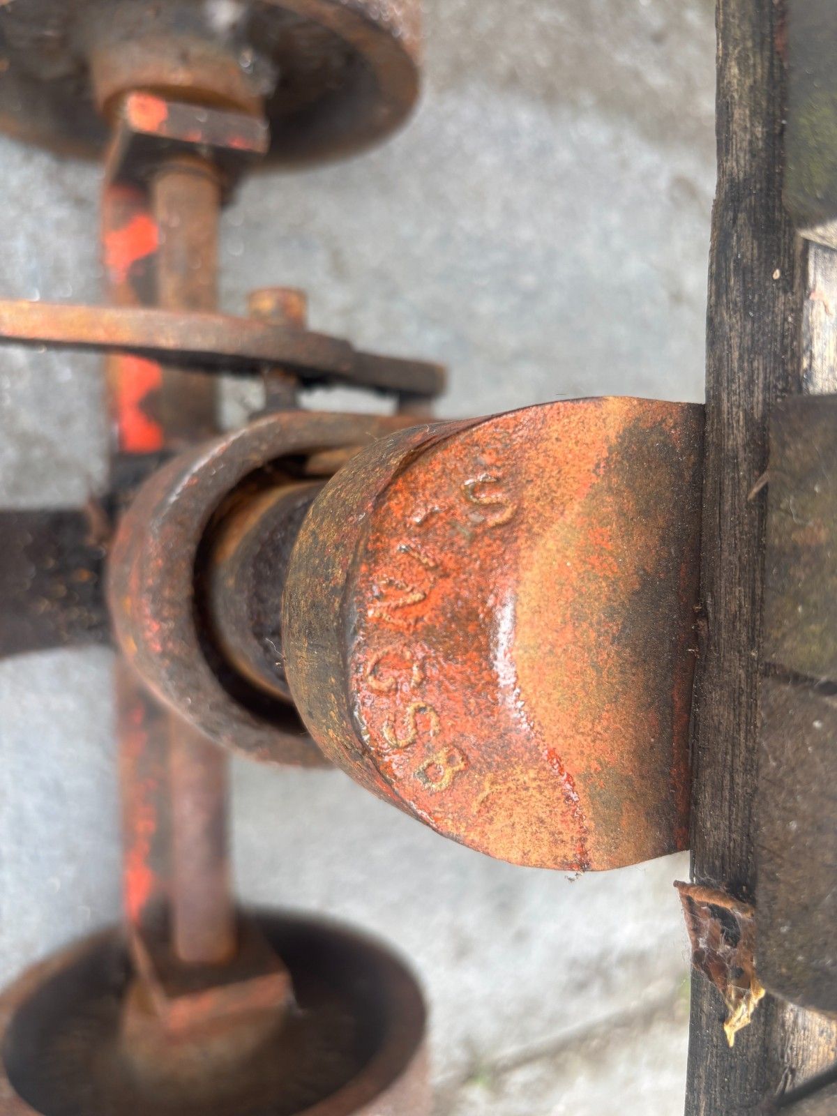 photo vinterior Vintage Slingsby London Industrial Turnable Trolley Cart