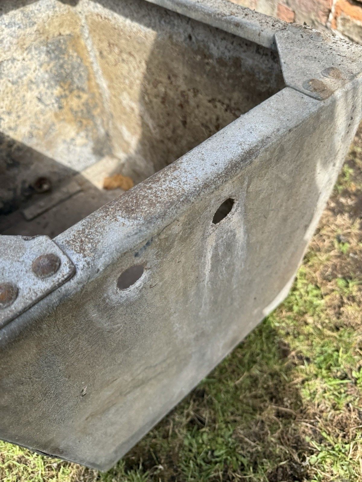 Riveted Galvanised Trough Planter /  Raised Flower Bed Plant Olive Tree Pot (T2 photo vinterior