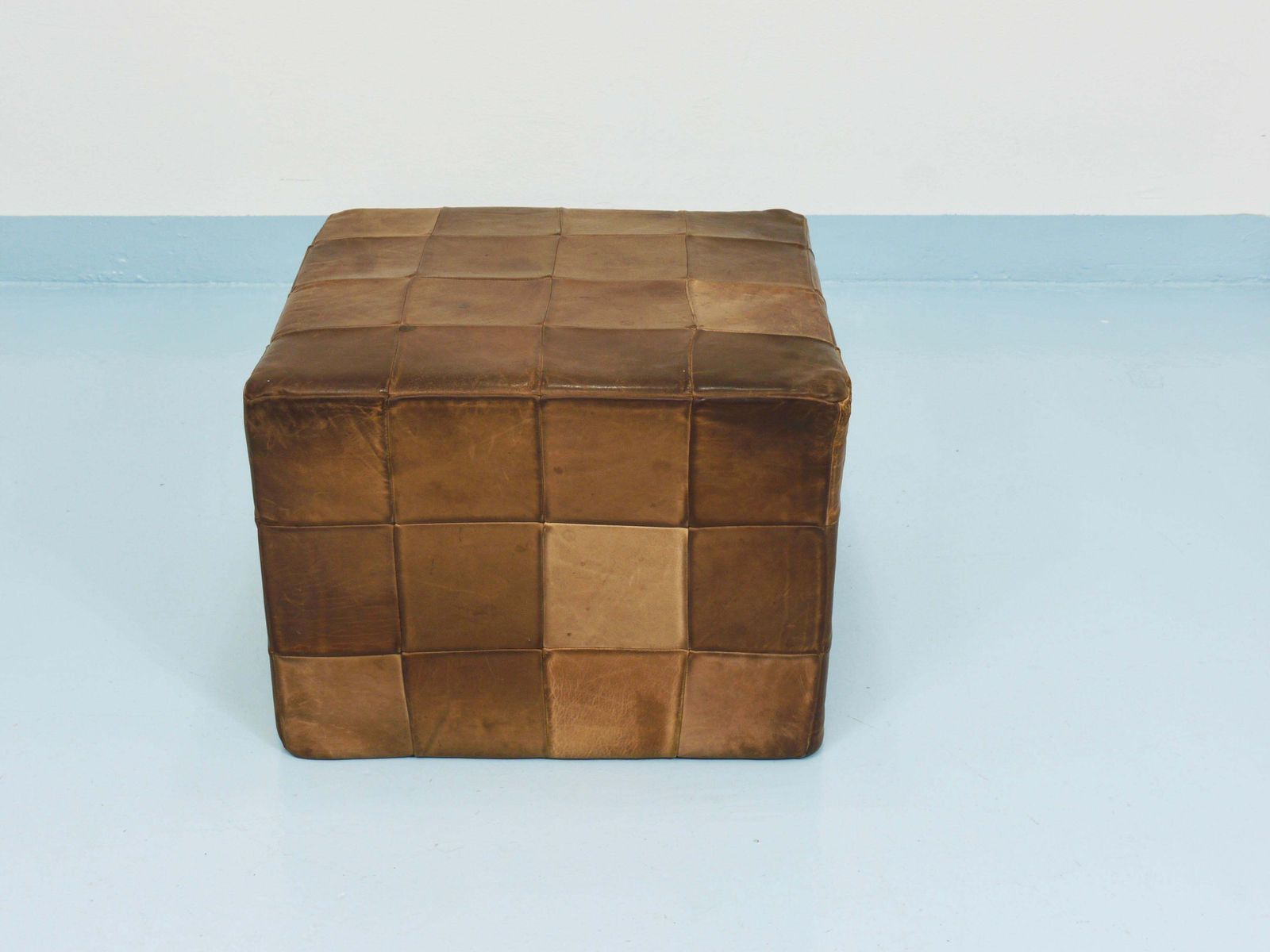 photo vinterior De Sede Patchwork Leather Cube Stool, Pouf, Ottoman, Switzerland, 1970s