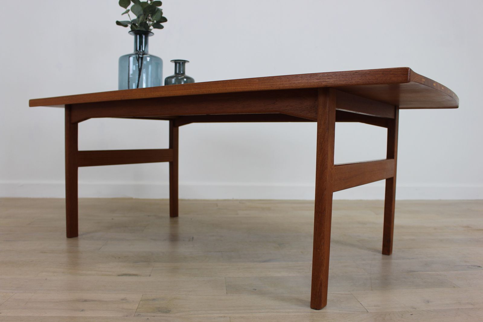 Coffee Table By Tove & Edvard Kindt Larsen For Seffle photo 1025.0