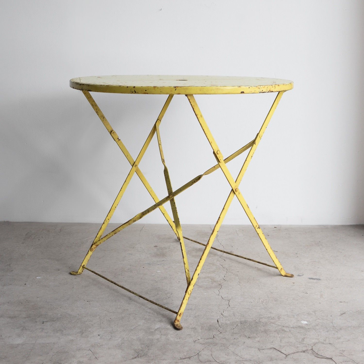 Vintage French Yellow Painted Iron Circular Bistro Table, C. 1950s photo 295.0