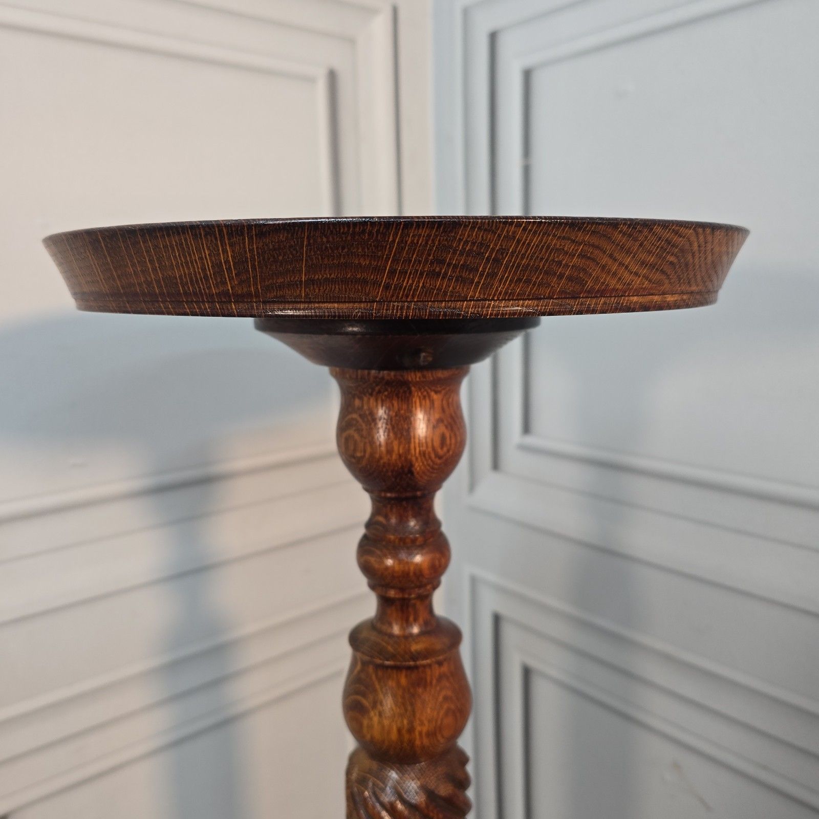 Home Decor Solid Oak Plant Stand  Rope Twist Wood Table Antique Style Torchiere Jardiniere photo
