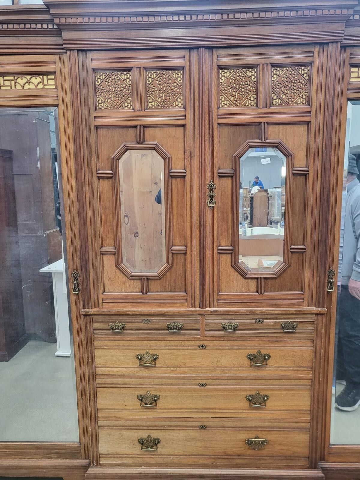Large Breakdown Antique Victorian Triple Compactum Wardrobe photo furniture