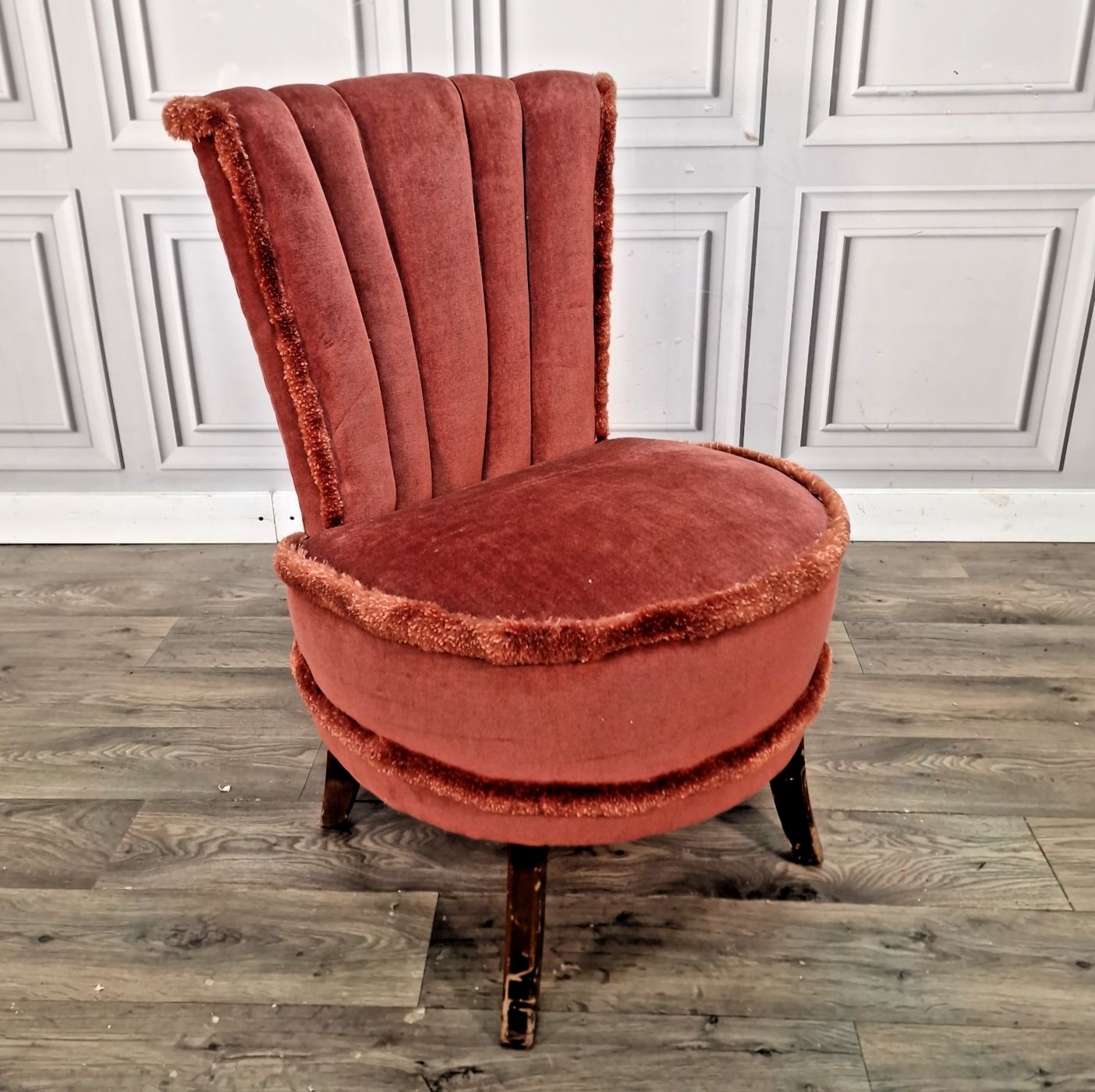 Vintage Cocktail Bedroom Chair Upholstered Shell Back Art Deco Style Seat Retro