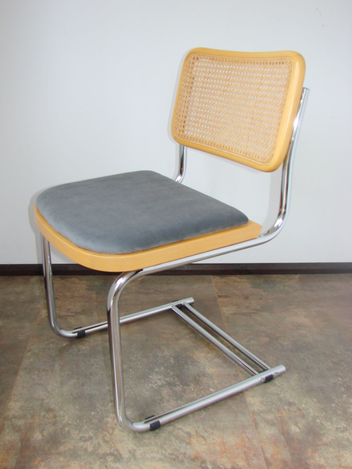 Bauhaus stoel, jaren 1980 – photo for sale