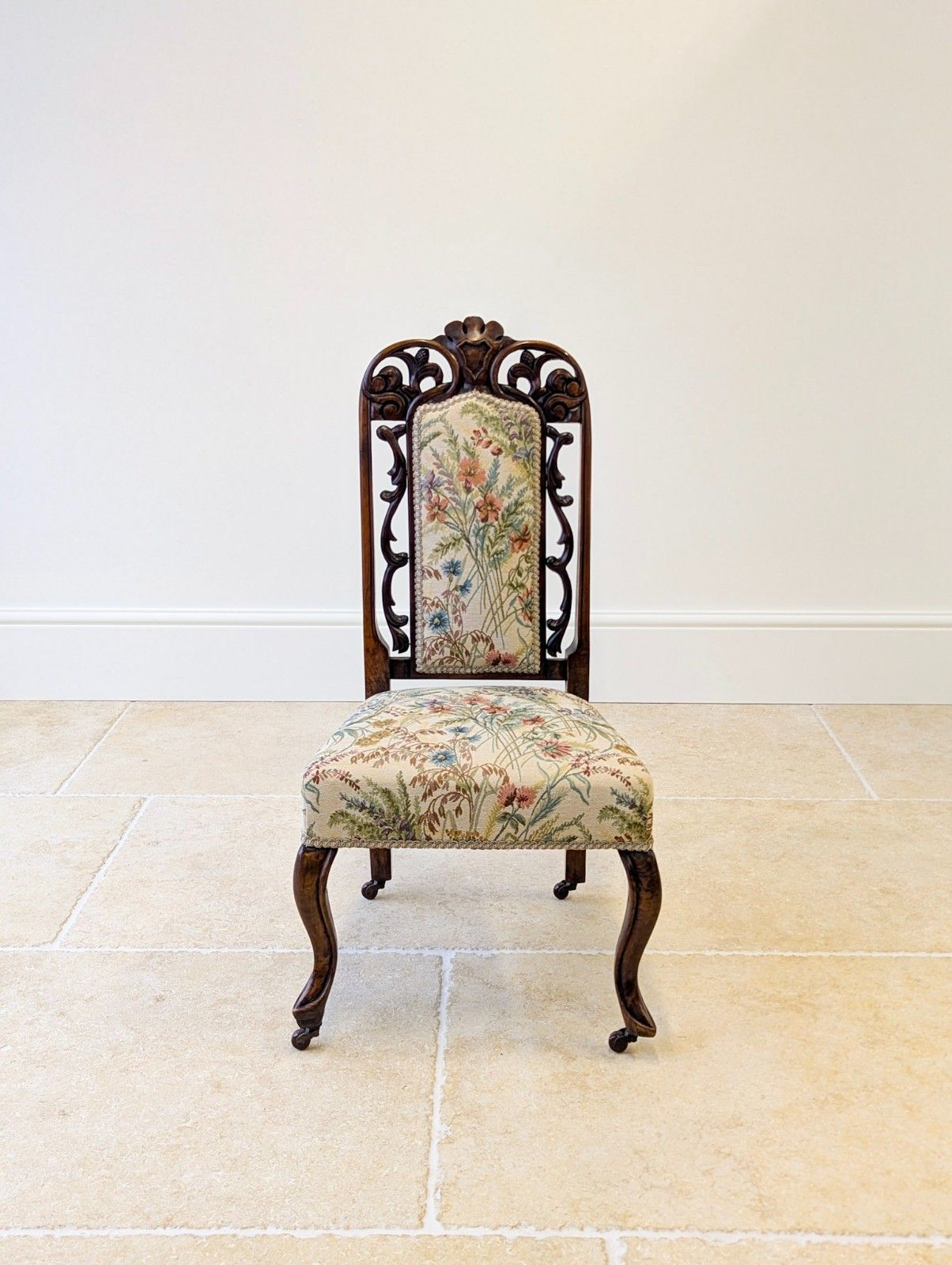 Antique Victorian Walnut Salon Chair C.1880 photo furniture