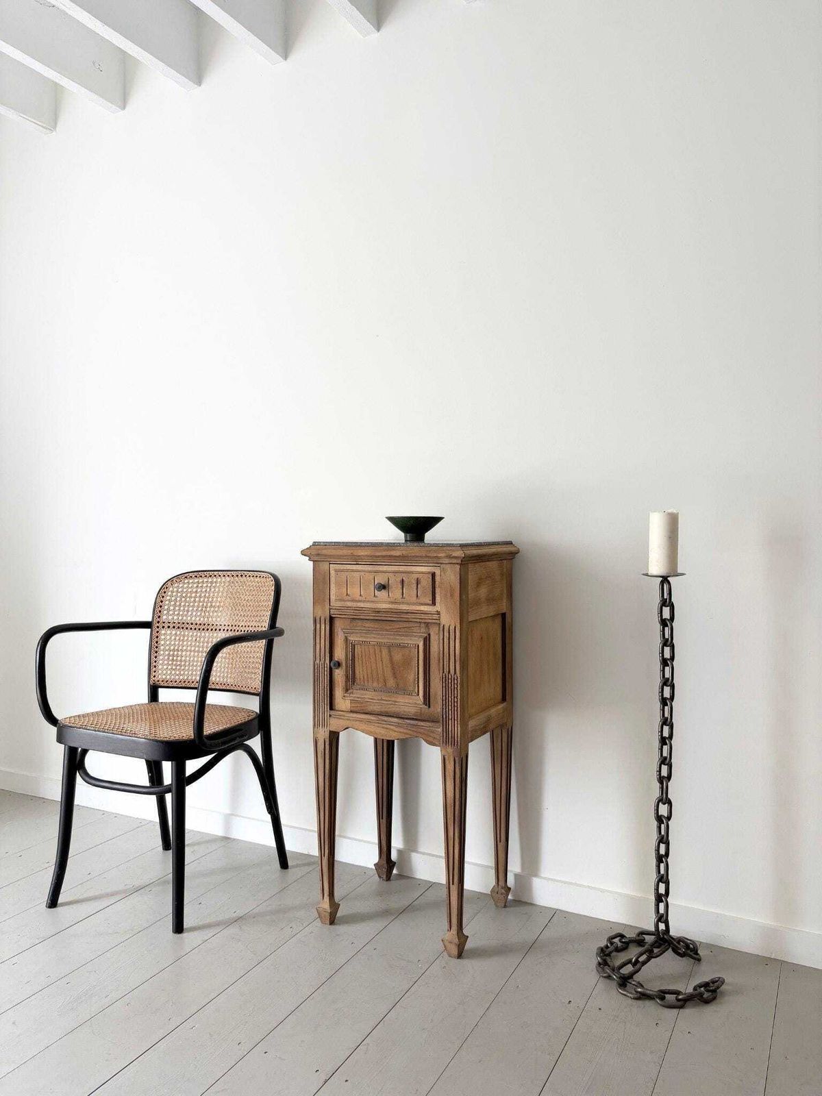 Marble Top Side Table Of Neoclassical Design photo 890.0