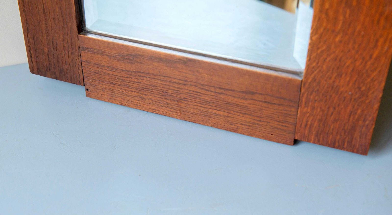 Art Deco Wandspiegel Met Geslepen Glas | Antieke Nederlandse Spiegel | Amsterdam School Houten Spiegel | Geometrisch Getrapt Eikenhouten Frame, Jaren 1920 photo vintage