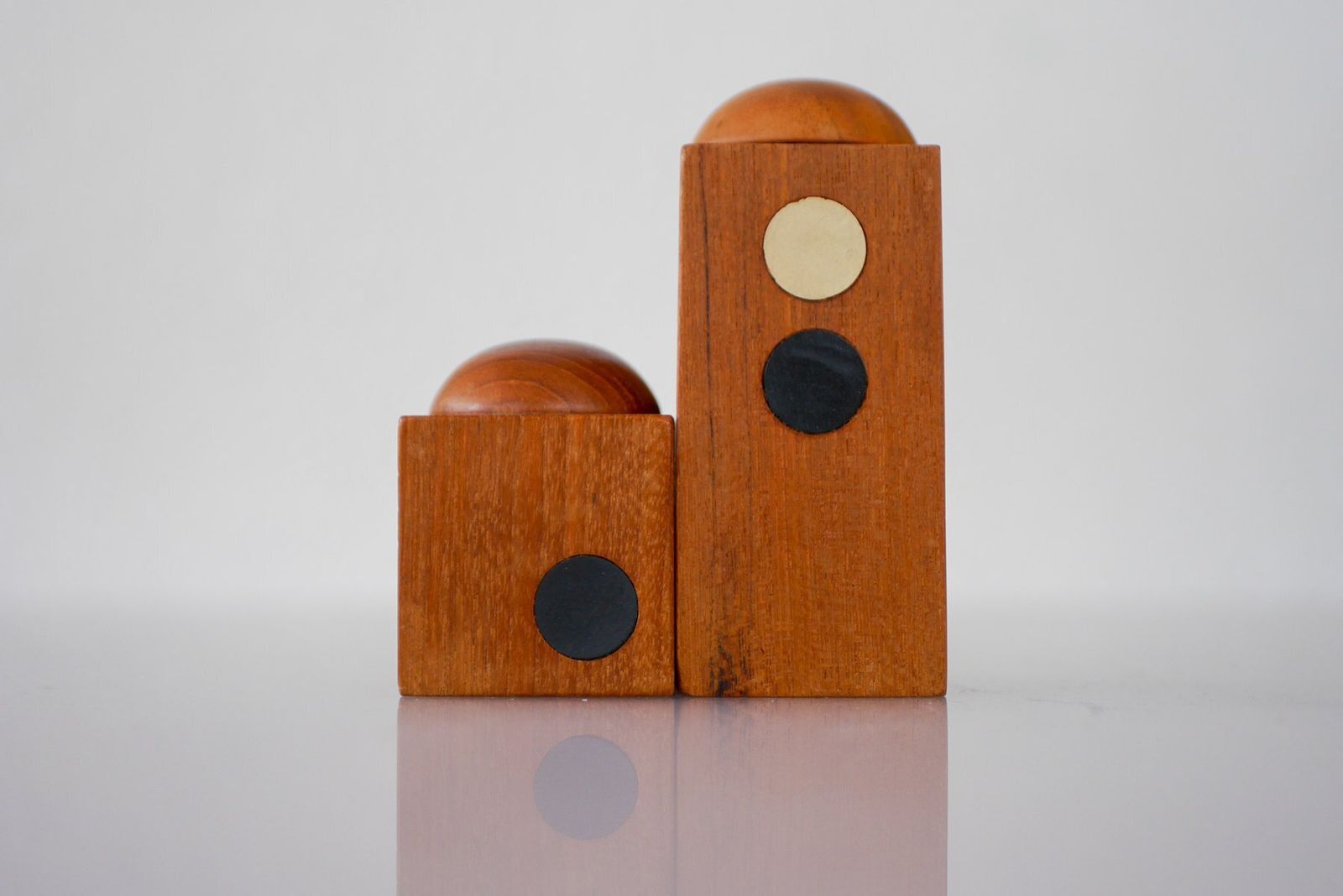 Ensemble salière et poivrière en teck mid-century modern danois, lot de 2