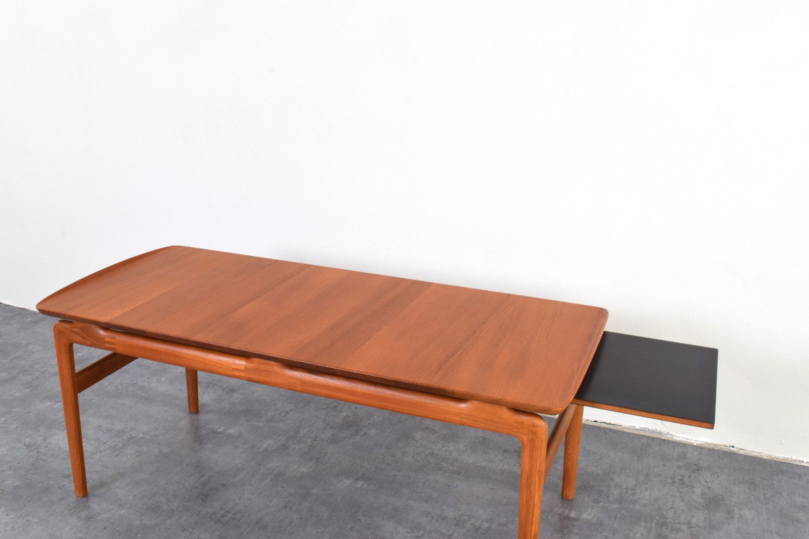 Furniture Teak Model 640 Coffee Table By Peter Hvidt & Orla Mølgaard Nielsen For France & Søn / France & Daverkosen, 1950s. photo