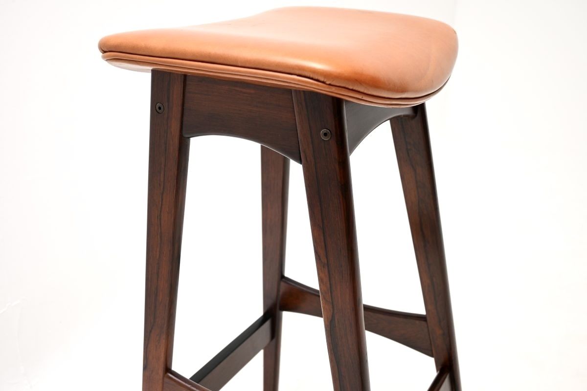 photo vintage Danish Vintage Rosewood Drinks Bar And Stools By Erik Buch And Johannes Andersen