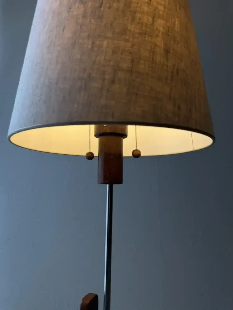 photo furniture Ateljé Lyktan Grevie vloerlamp Lars Bessfelt jaren 1980