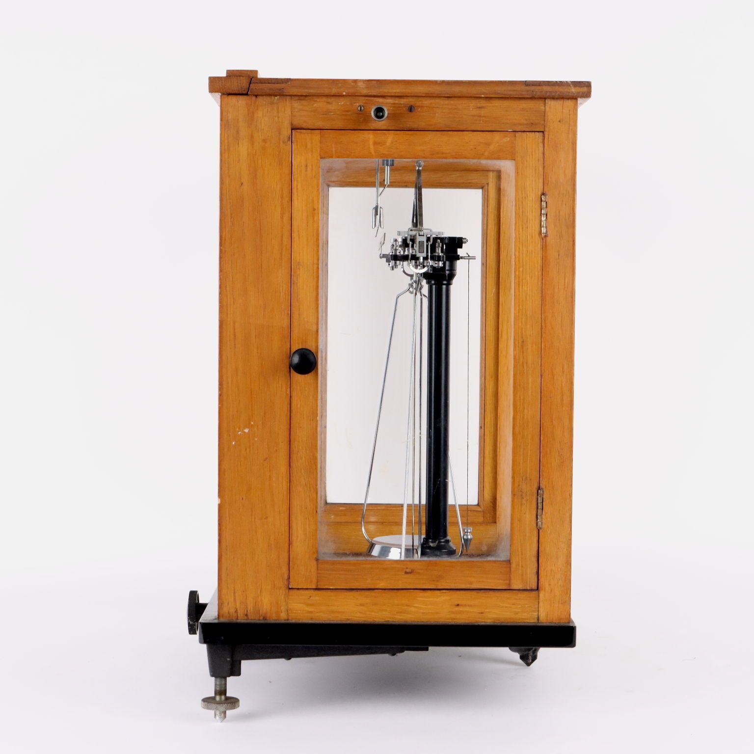 photo for sale Antieke analoge weegschaal met koffer, Galileo Sartorius, Milaan, 20e eeuw