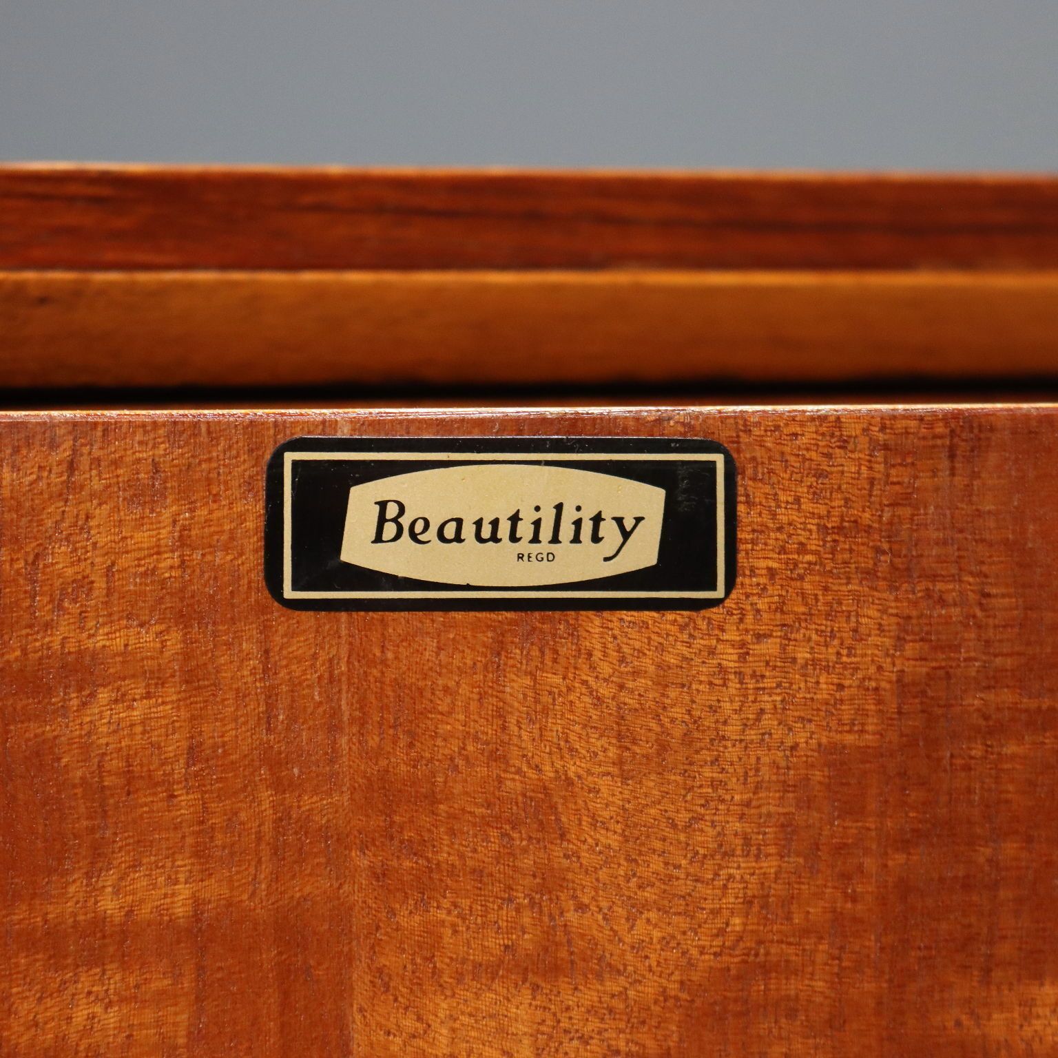 photo buy Sideboard Inglese Con Vano Bar