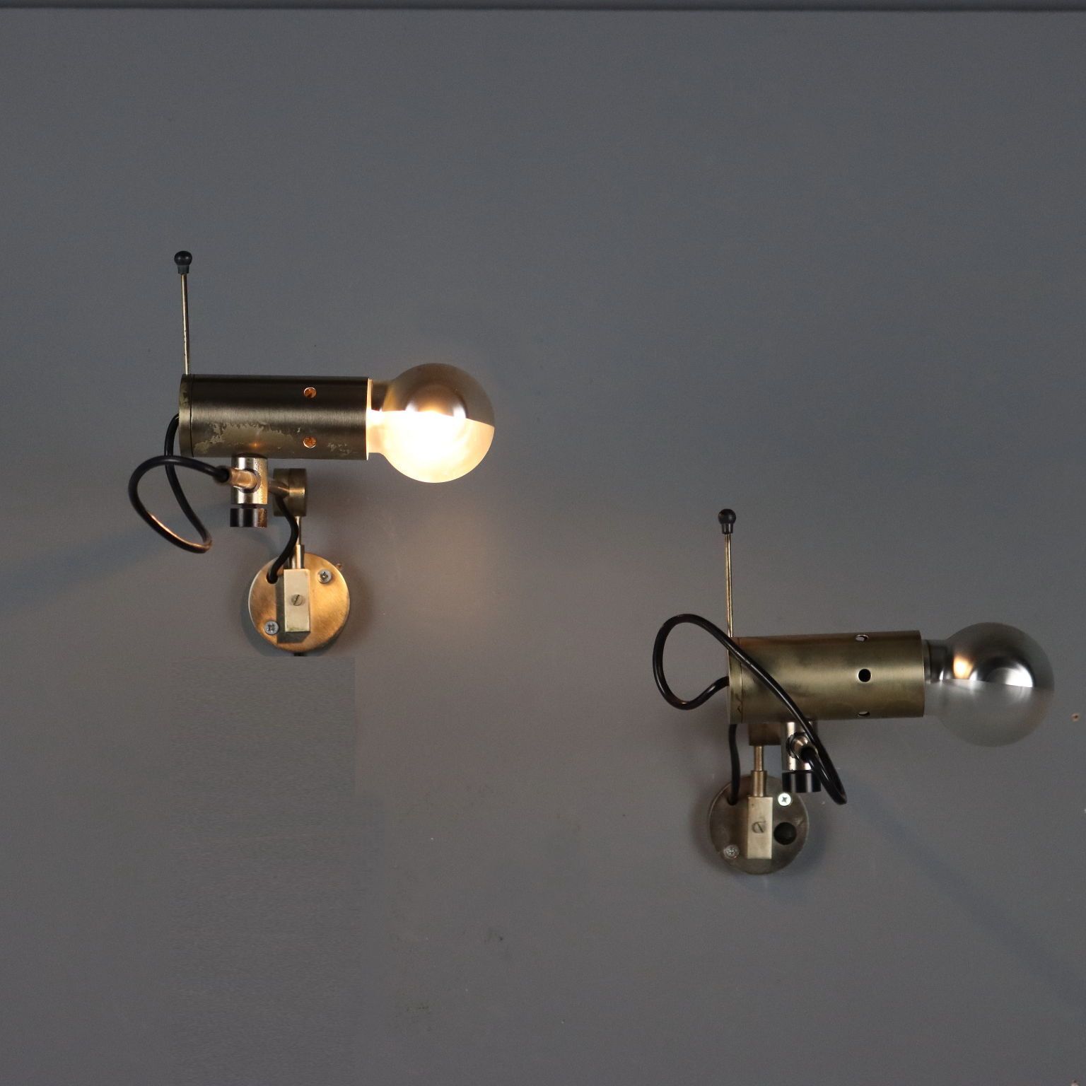 Oluce 194 Lampen Design Tito Agnoli Geanodiseerd Aluminium jaren 1950 photo furniture