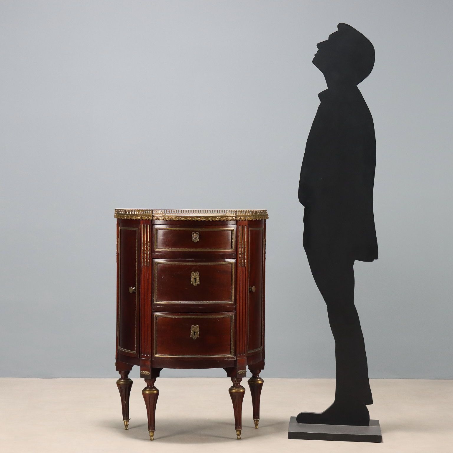 Antiek Demi Lune Kastje Mahonie 3 Lades 19e Eeuw photo furniture