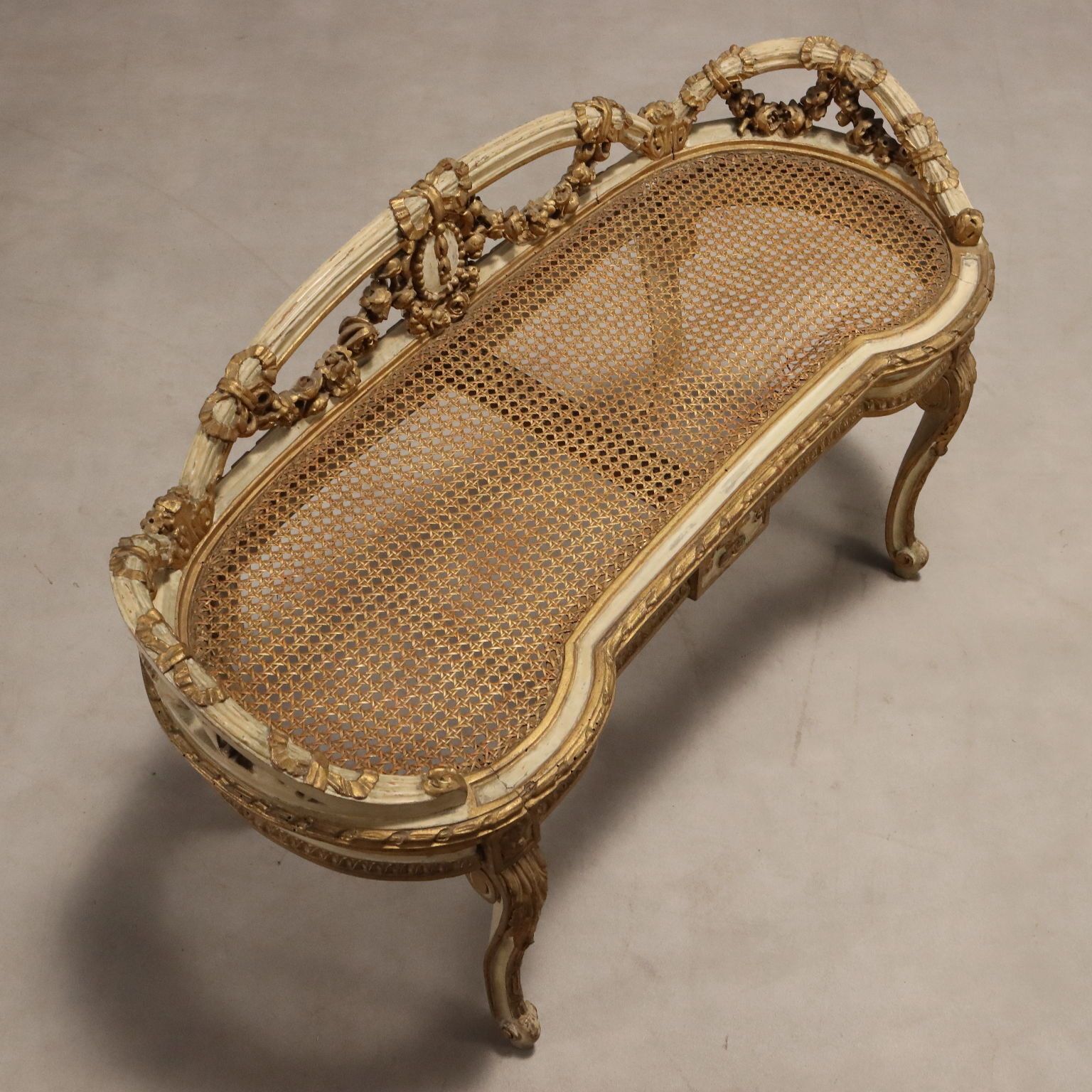 photo furniture Bench Neoclassical Style Lacquered Gilded Wood '800