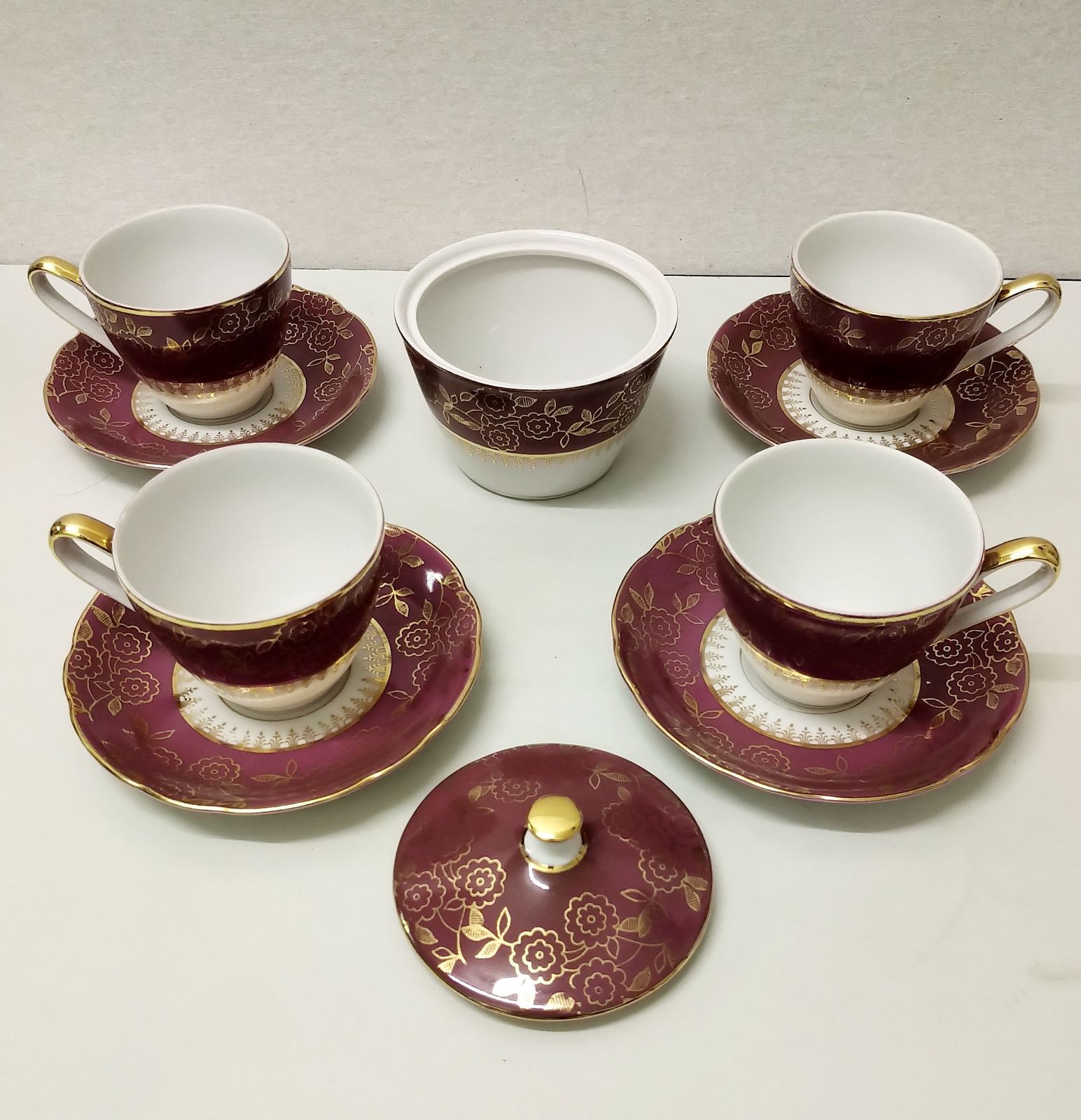 Thee-/koffieservies met suikerpot photo furniture