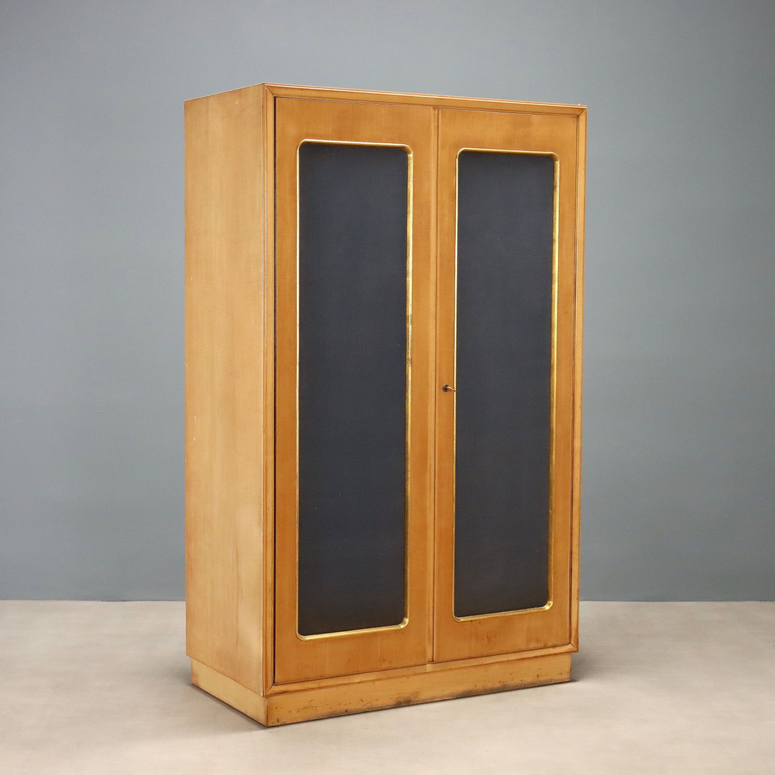 Vintage Wardrobe Maple Veneer Design Italy 1950s