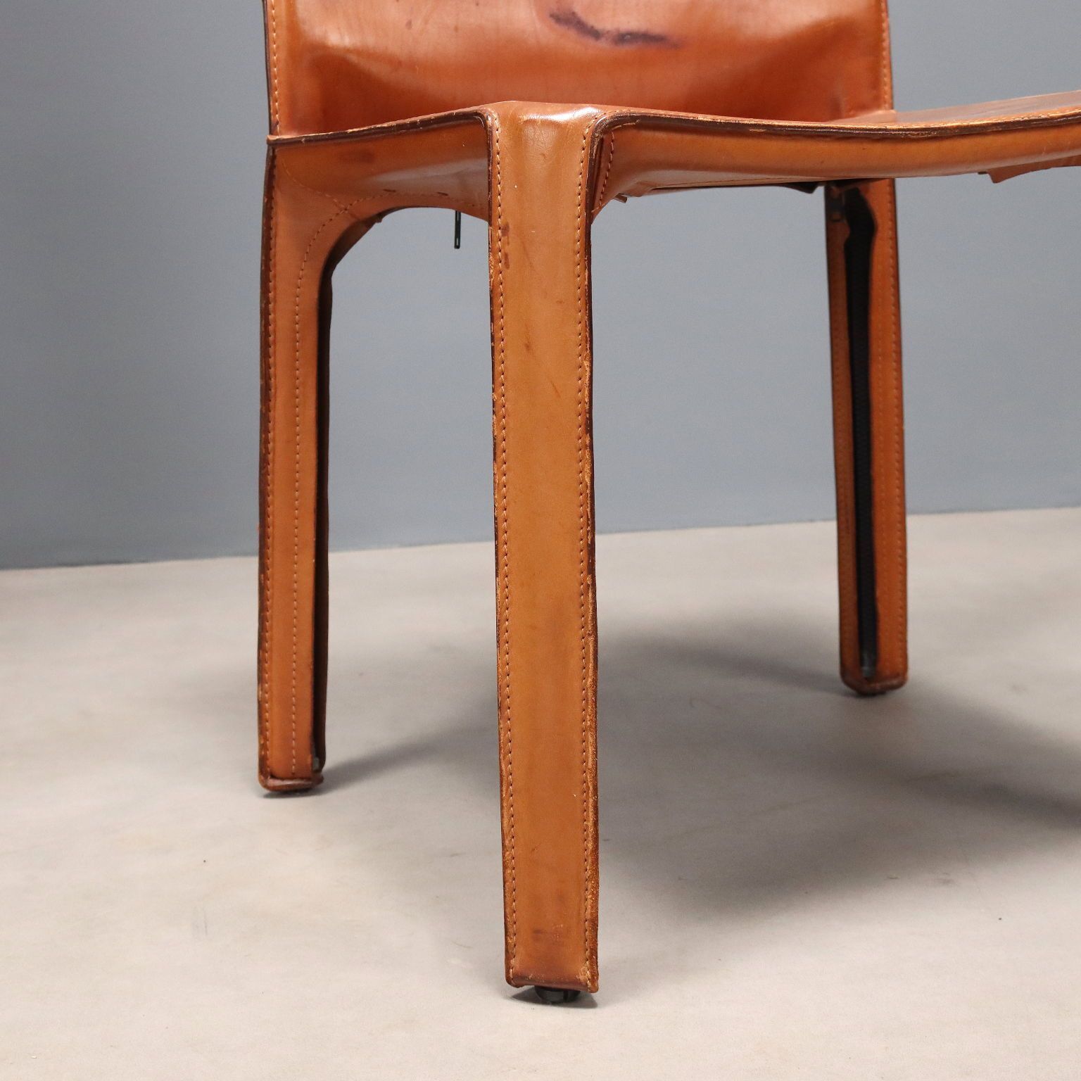Cassina Cab 412 Chairs Design Mario Bellini Leather Italy 1980s photo vinterior