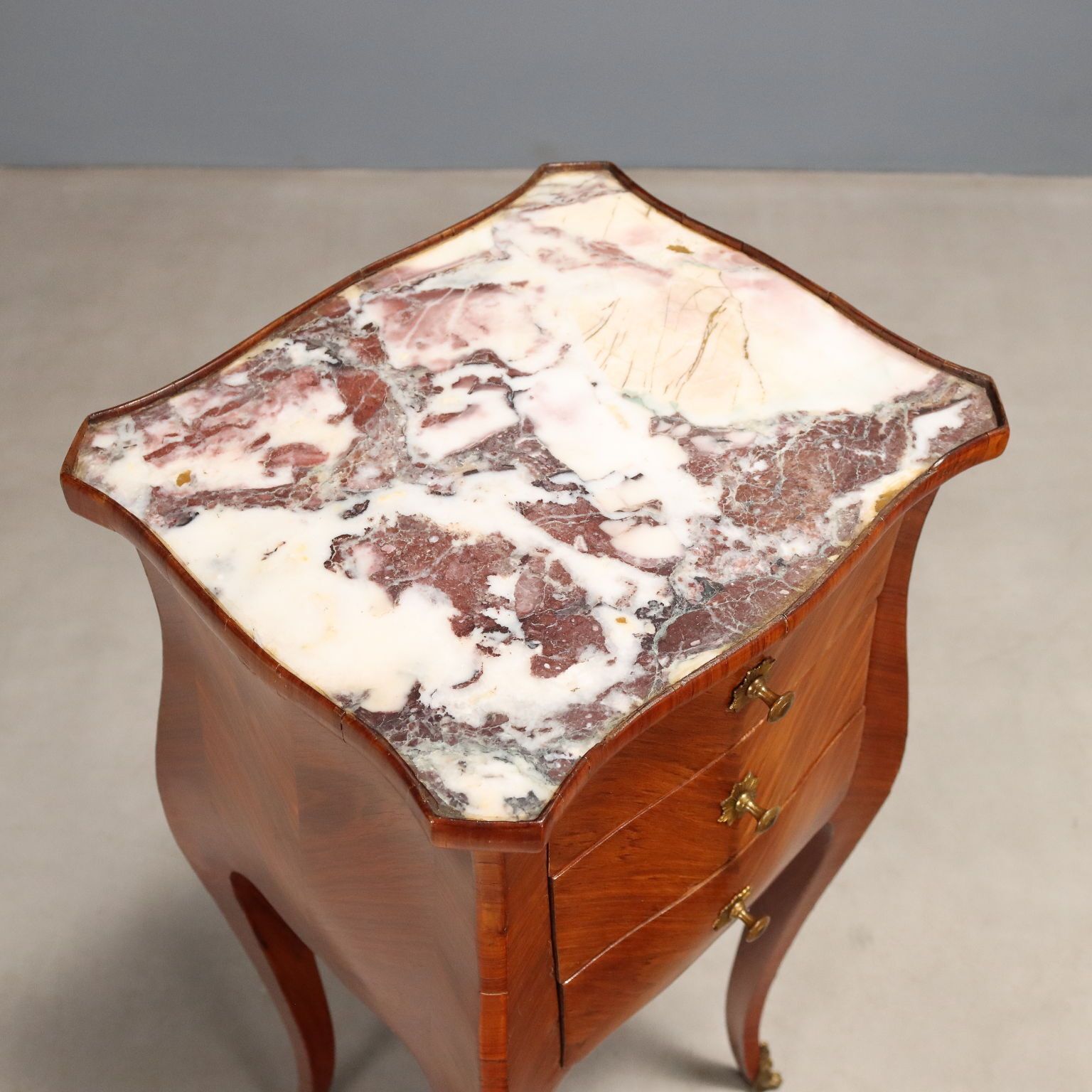 photo for sale Antiek Nachtkastje Louis XV Eiken Bois de Rose Fineer 19e Eeuw