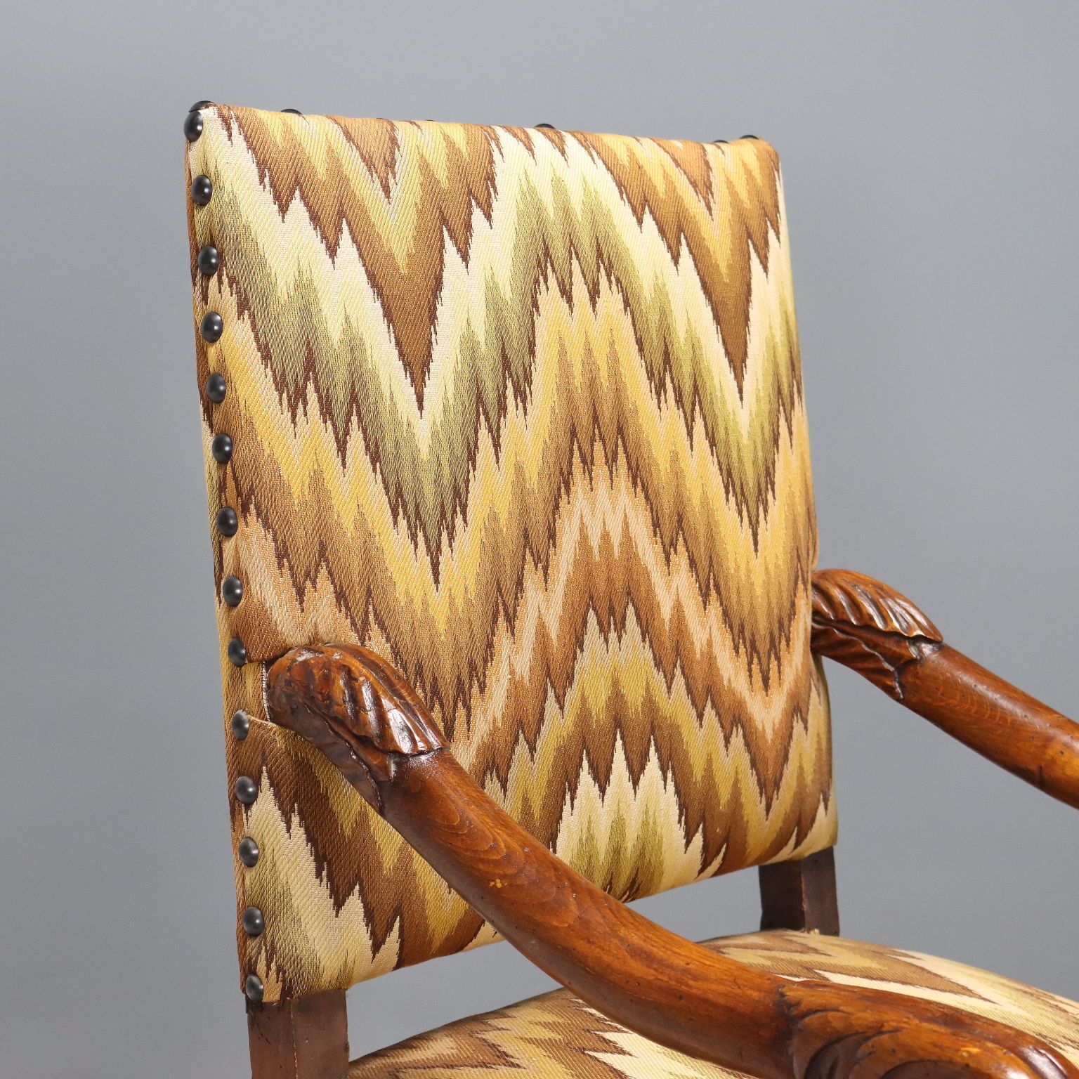 Fauteuils baroques en hêtre et tilleul, tissu, XVIIIe siècle photo Mobilier
