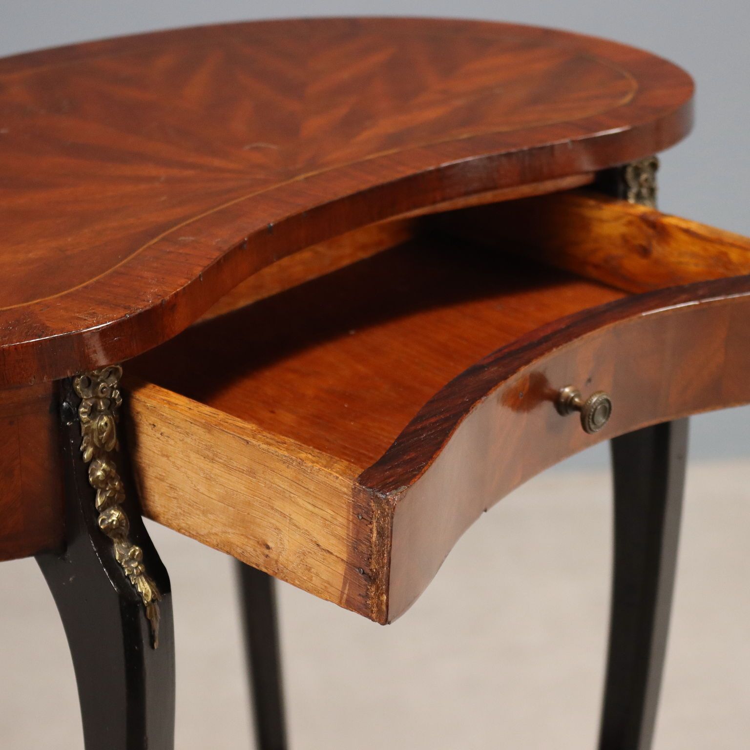 Small Antique Table Bean Shaped Maple France XIX Century photo Furniture
