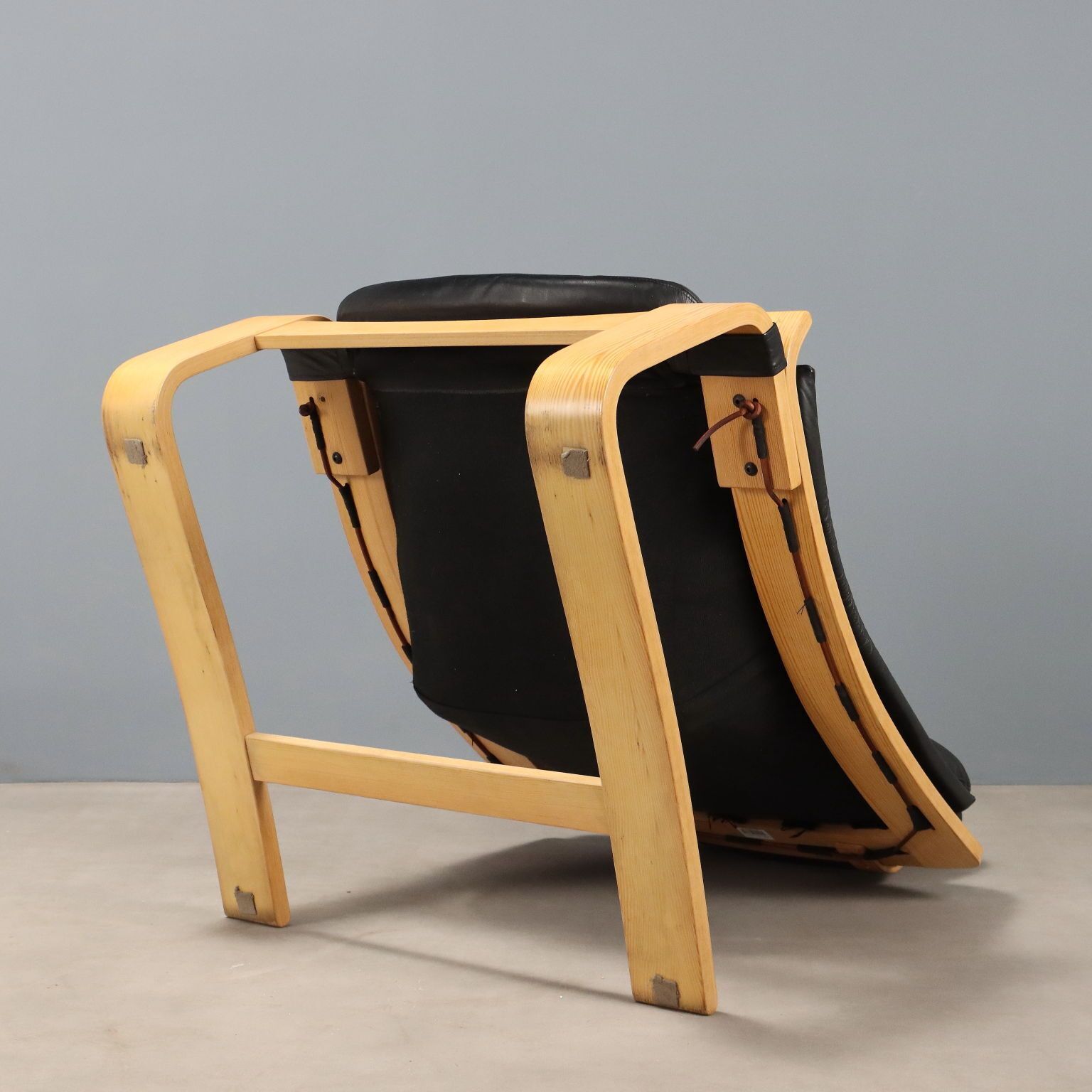 photo furniture Vintage Armchair Nelo Kroken Design Ake Fribytter 1970s