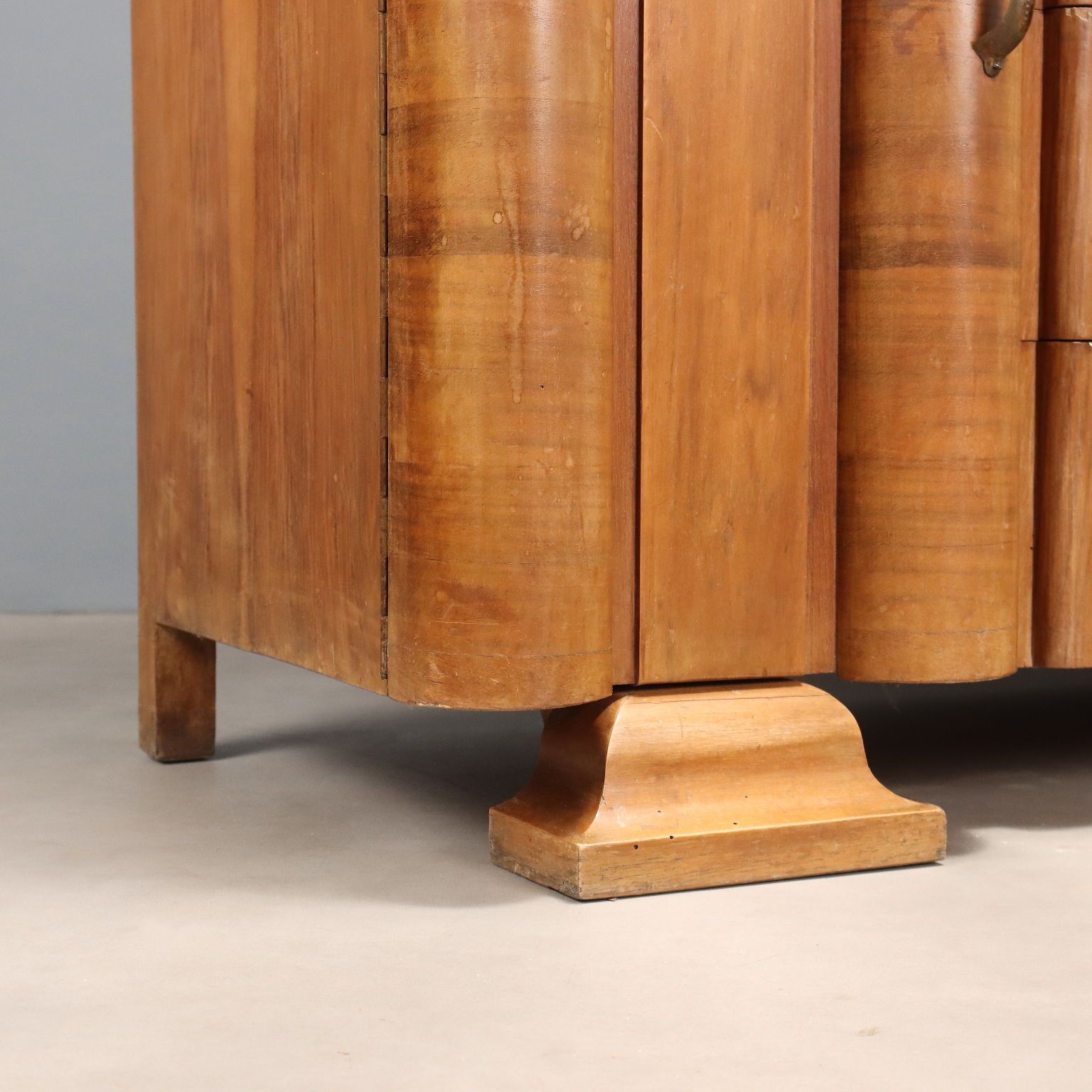 photo furniture Chest Of Drawers Art Deco Walnut Veneer Glass 1920s 1930s