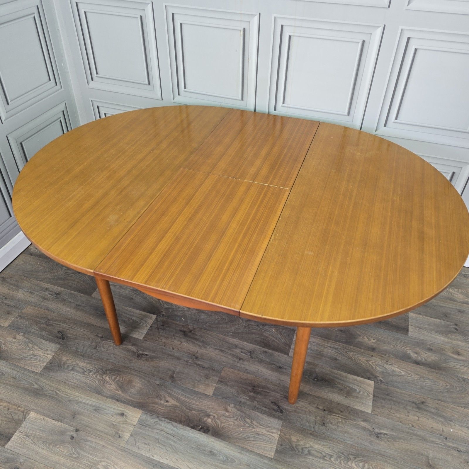 photo vinterior Vintage Extending Dining Table Teak Veneer Round Mid Century Retro Mcm Kitchen