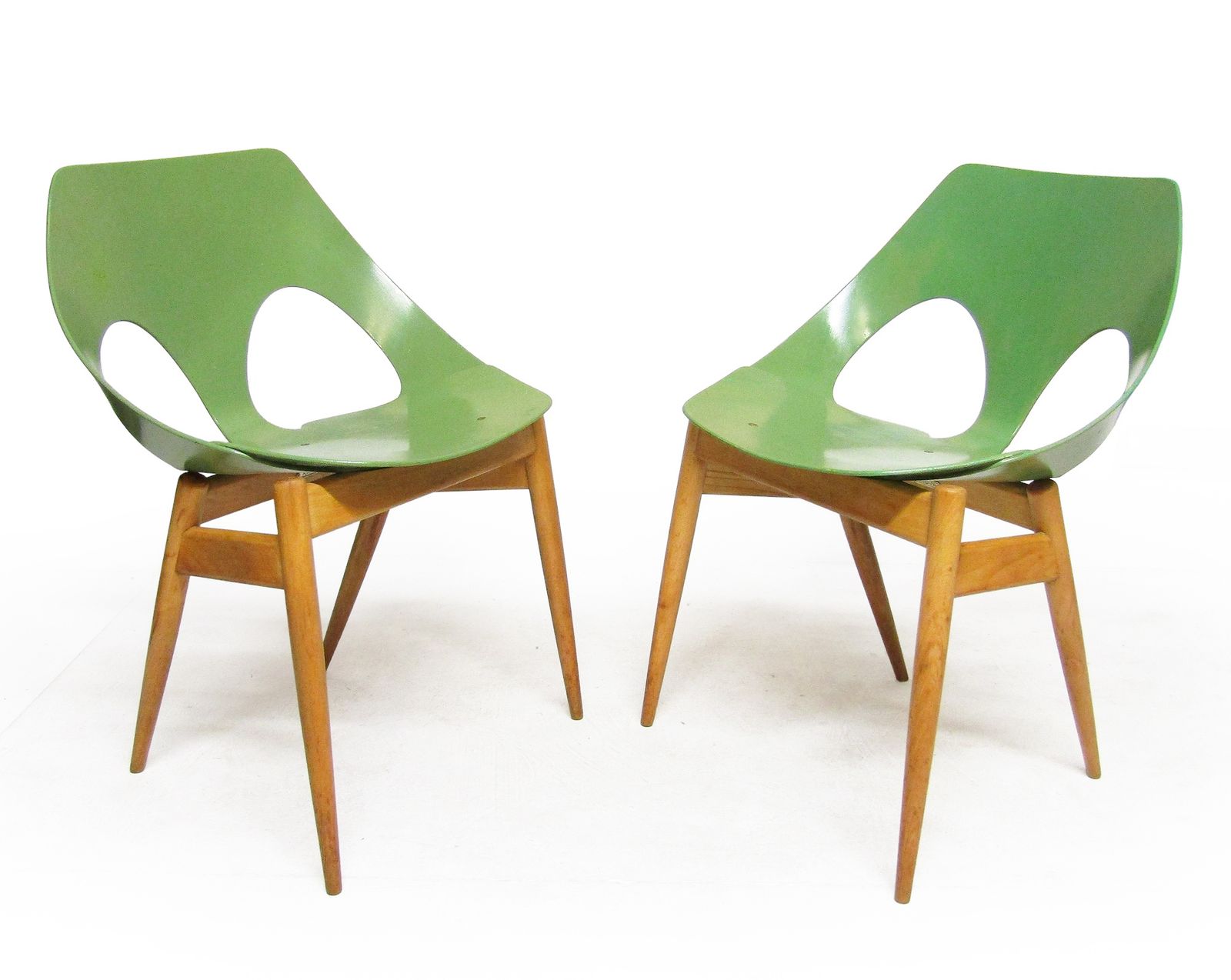 Pair Of Two Green 1950s Bent Ply Jason Chairs By Carl Jacobs For Kandya photo furniture