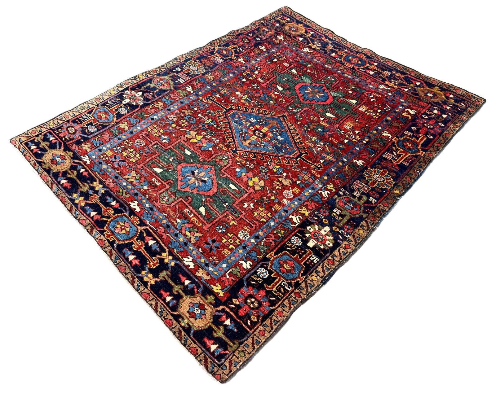 Antiek Heriz tapijt 1,81m x 1,44m photo for sale
