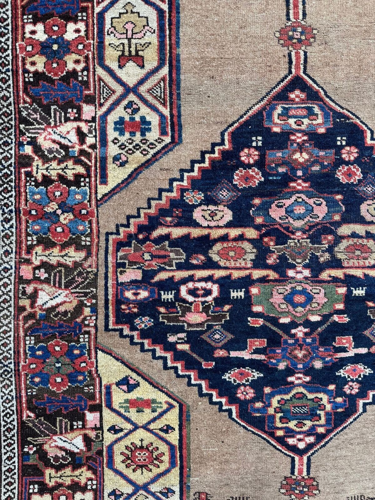 photo vinterior Antique Bidjar Rug 2.22m X 1.24m