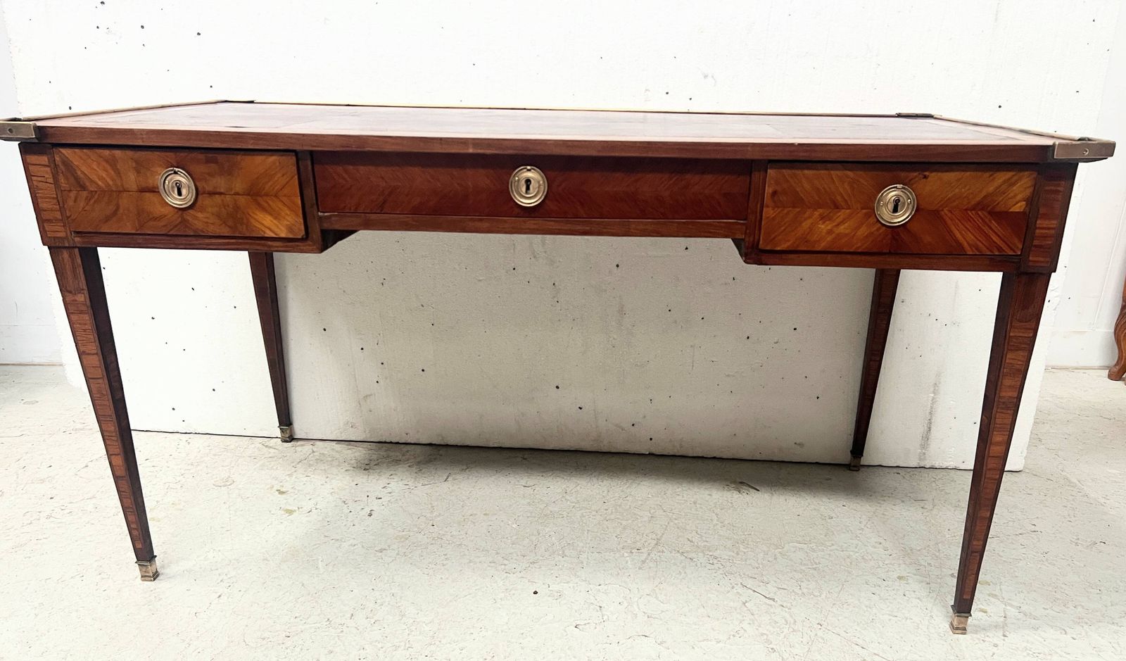 Louis XVI Flat Desk In Mahogany Veneer And Rosewood, 18th Century. photo for sale
