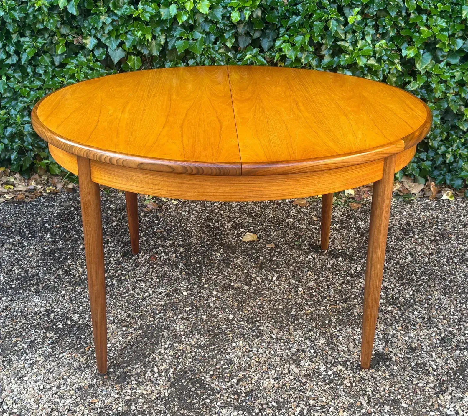 G Plan Mid Century Circular Extendable Dining Table photo for sale