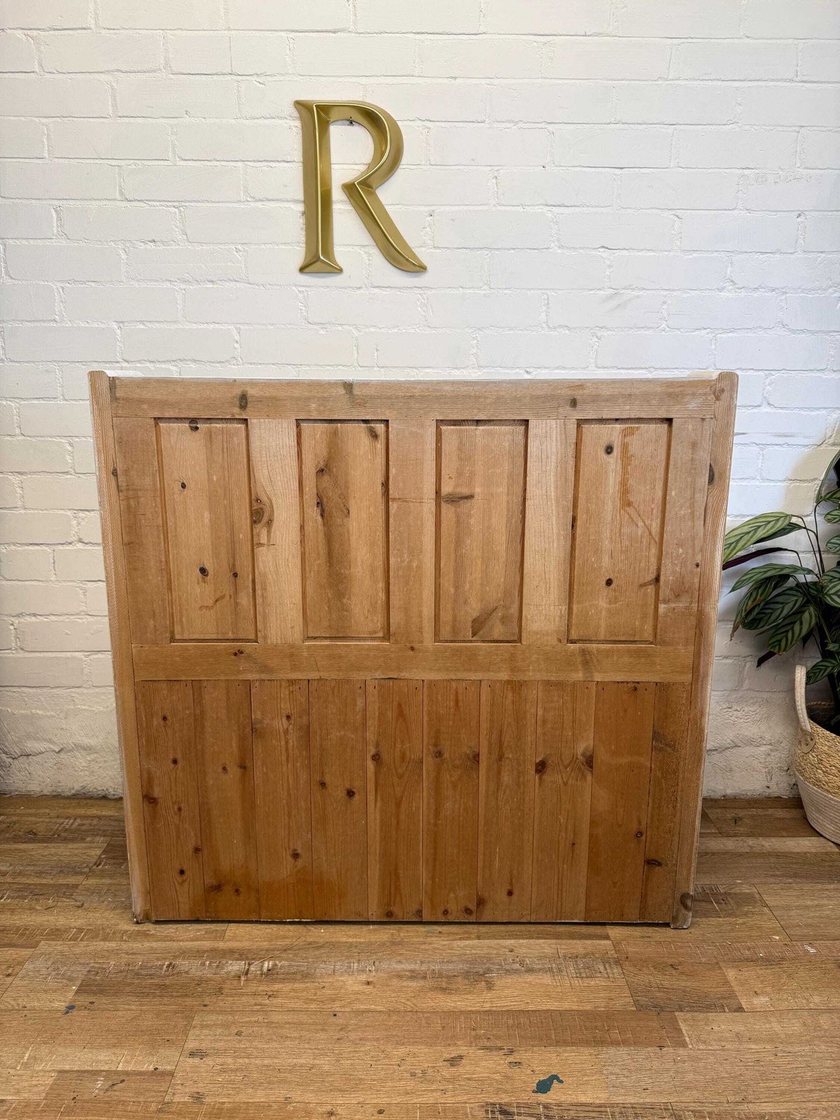 photo furniture Vintage Whitewashed Pine Monks Bench | Hall Bench | Storage | Blanket Box