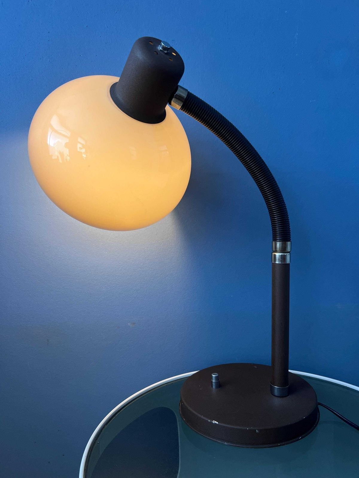 Vintage Herda Mushroom Tafellamp | Mid Century Modern Nachtkastlamp | Dutch Design photo Verlichting