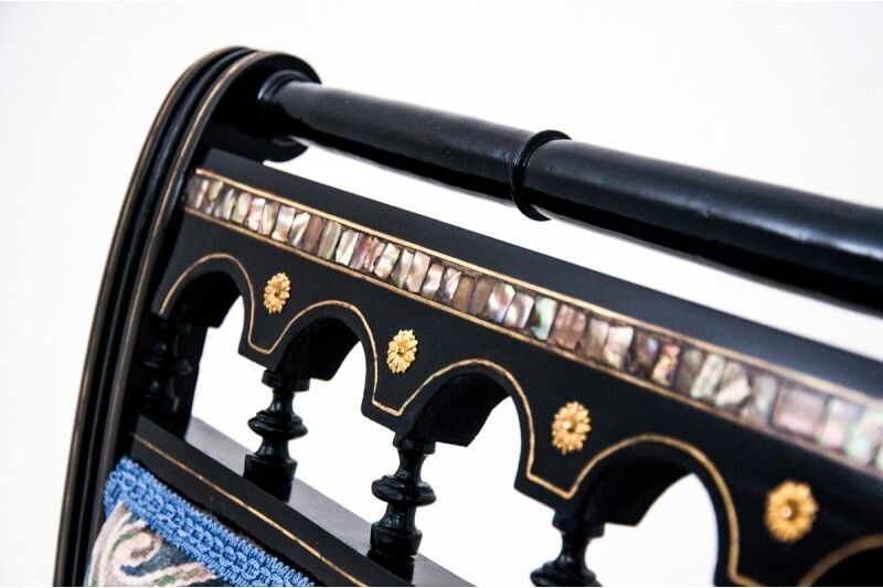 Antique Sofa   Hans Makart, Austria, First Half Of The 19th Century. After Renovation. photo vinterior