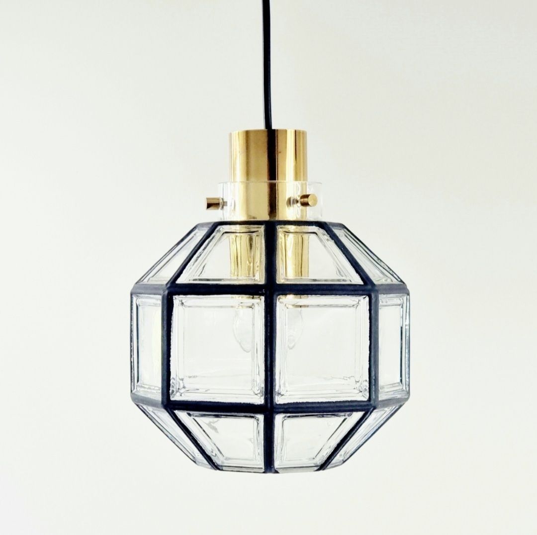 1 van 2 mid-century glazen en messing hanglampen van Limburg, Duitsland, jaren 1960 photo furniture
