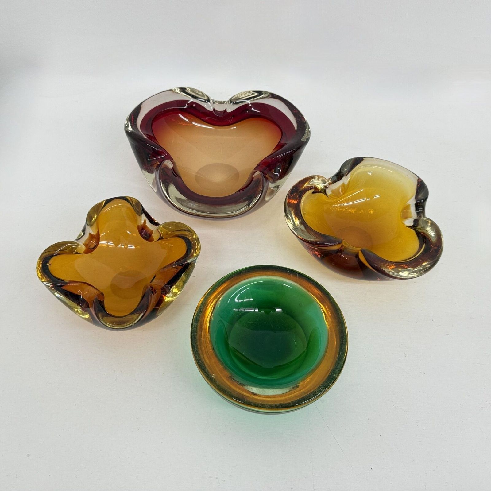 Mid-Century Design Set van 4 Murano Summers Glazen Schalen, jaren 1970 photo Woonaccessoires