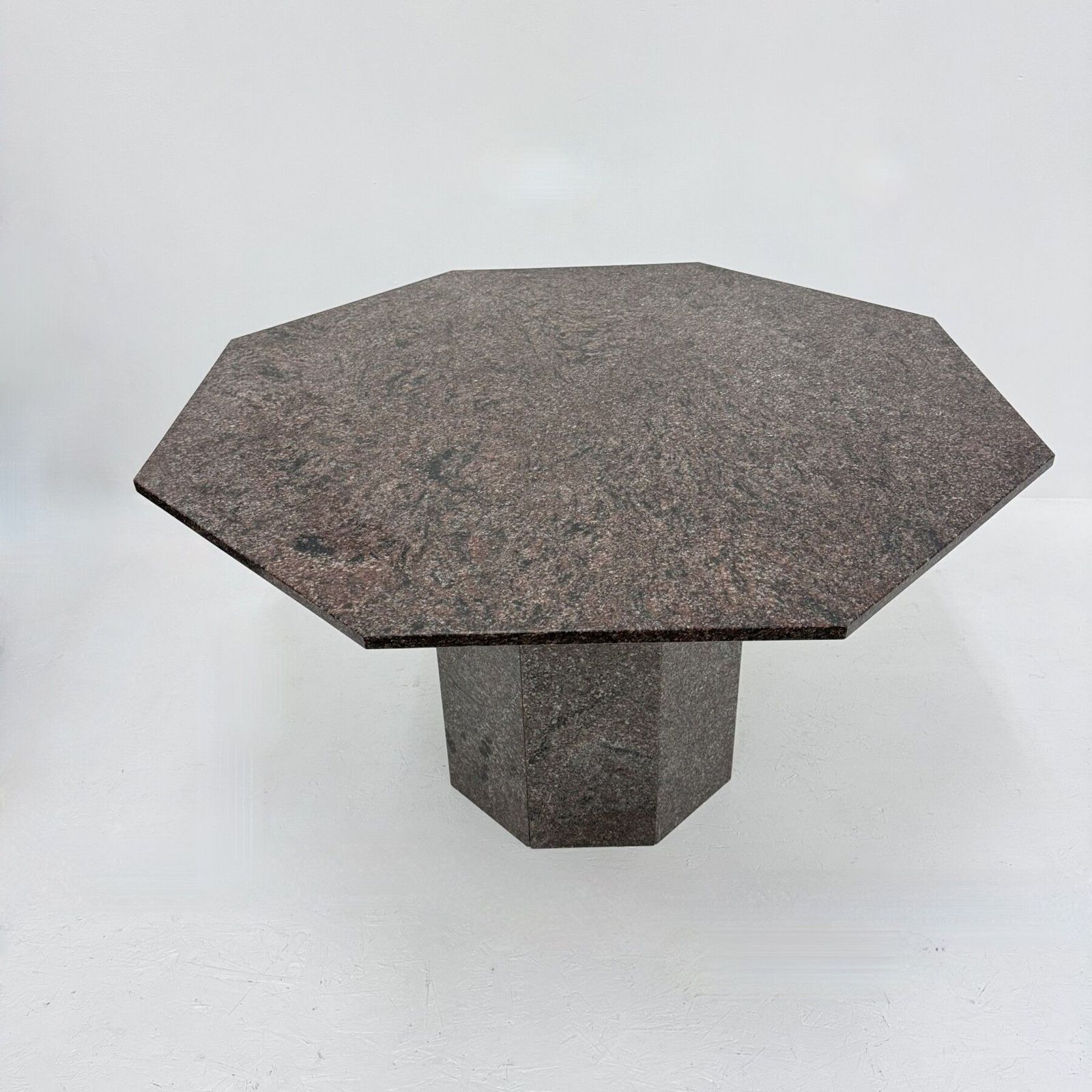 Mid Century Achthoekige Granieten Eettafel, Jaren 1980 photo 1338.0