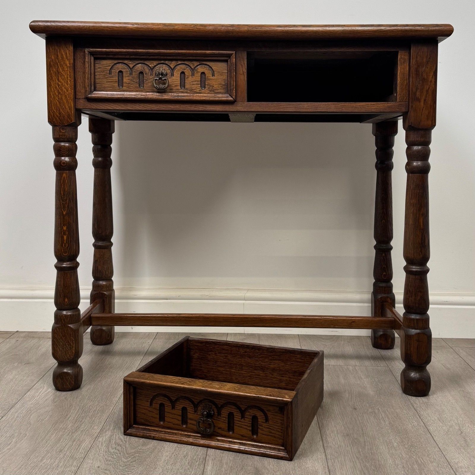 photo for sale Antique 20th Century Edwardian Side Table In Oak ( Af 5832 )