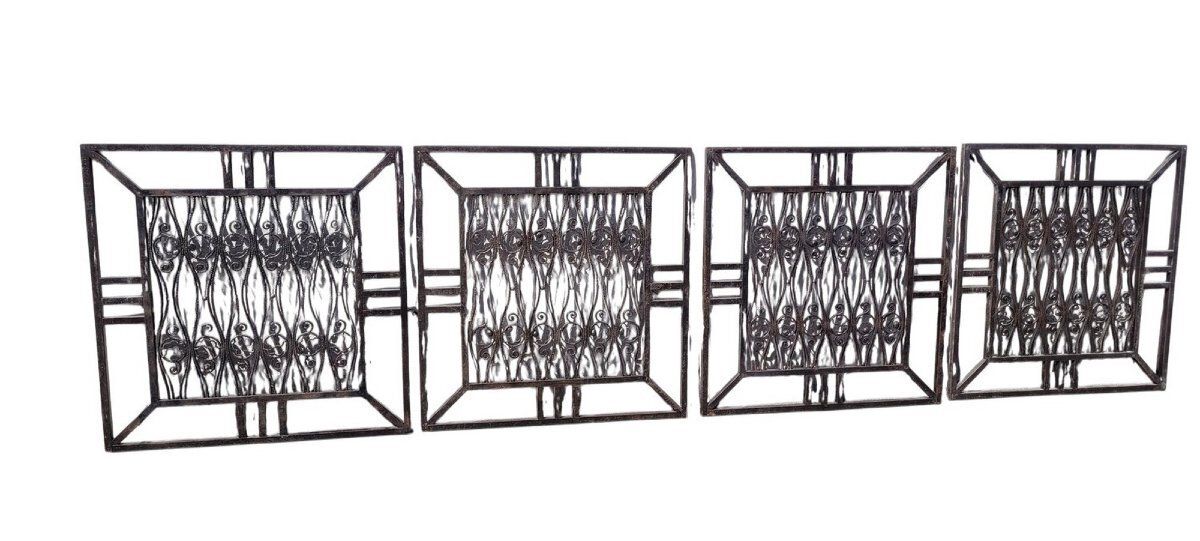 Suite de 4 grilles en fer forgé, attribuées à Edouard Schenck, Art déco, XXe siècle