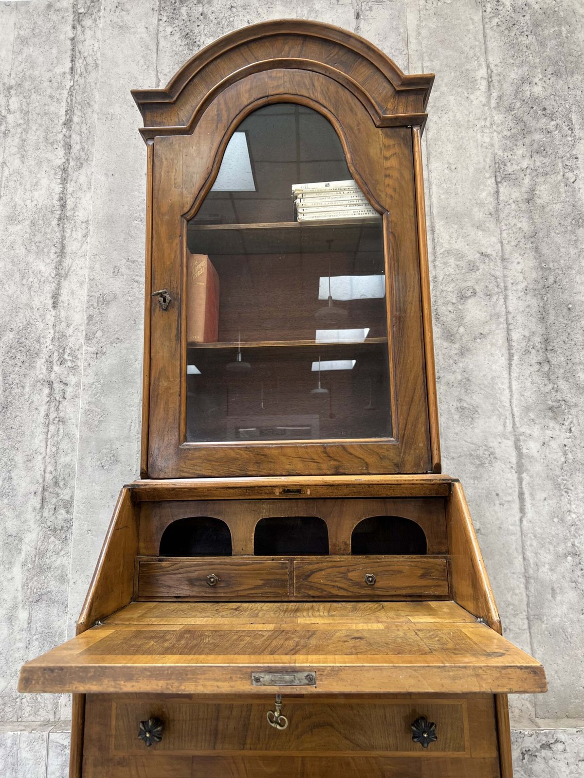 photo vintage 19th Century Bureau Desk With Bookcase Display Cabinet
