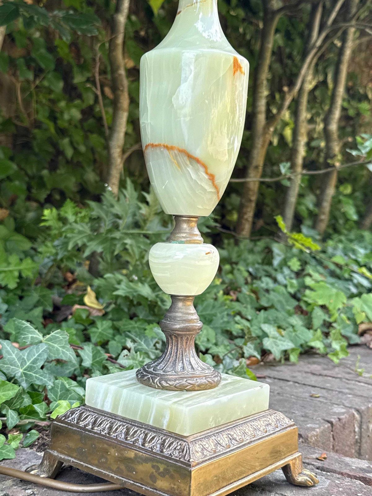 Large Vintage Onyx Marble Table Lamp With Brass Claw Feet Base   Working And Pat Tested (48 Cm Tall) photo vinterior