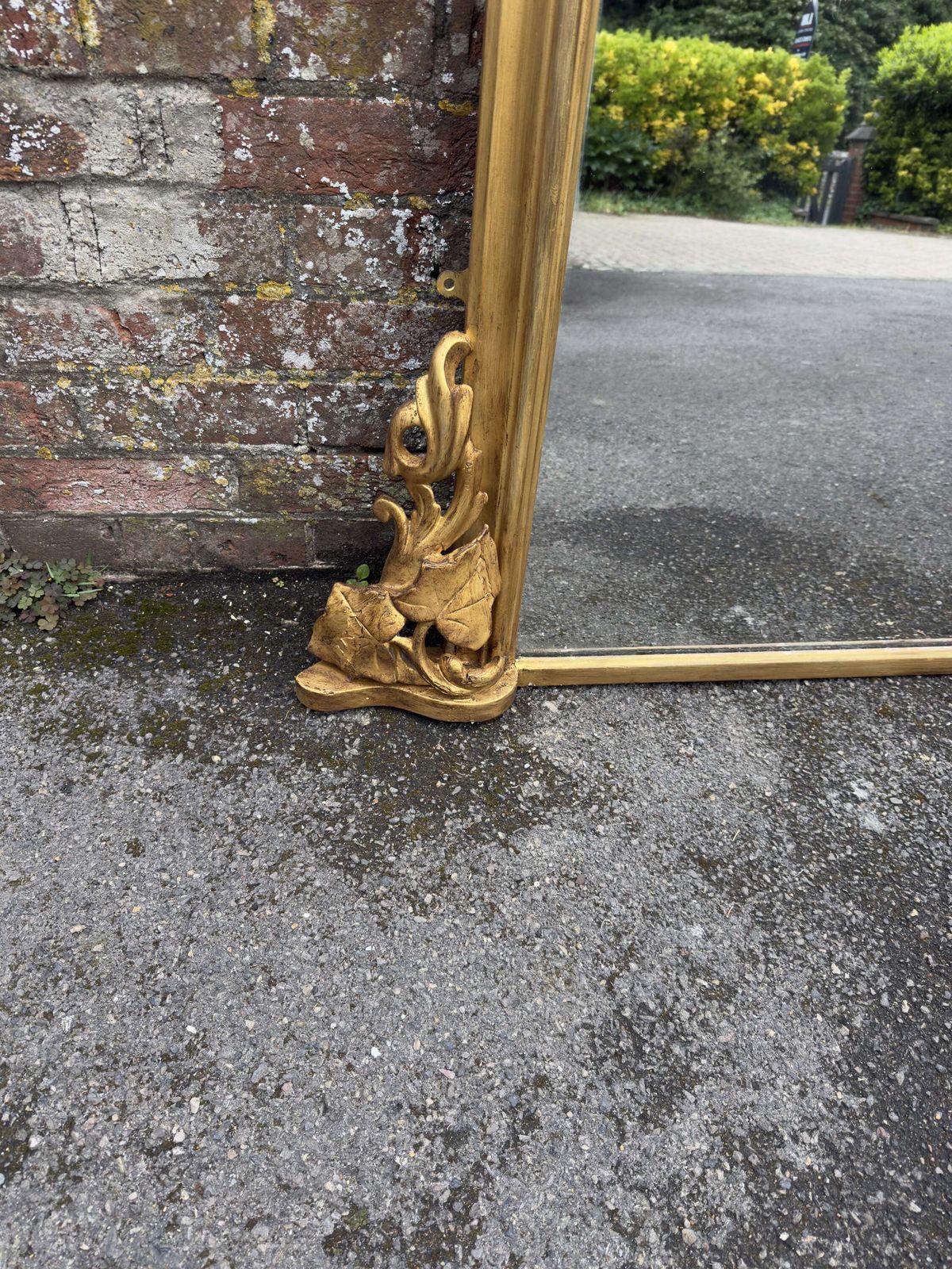 A Large Antique English 19th Century Shaped Top Gilt Overmantle Mirror, photo Home Decor